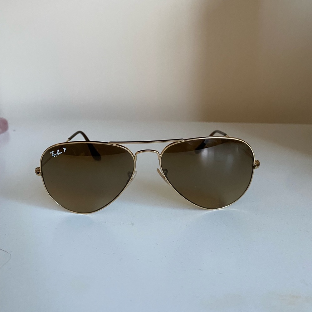 RAY-BAN aviator polarized sunglasses